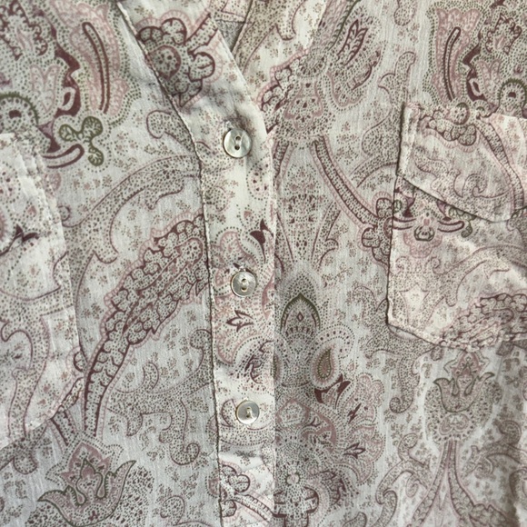 Carve Designs Cream Paisley Blouse - Picture 4 of 5